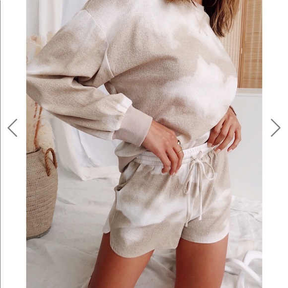 Nude tie dye two piece lounge wear set - Picture 7 of 8